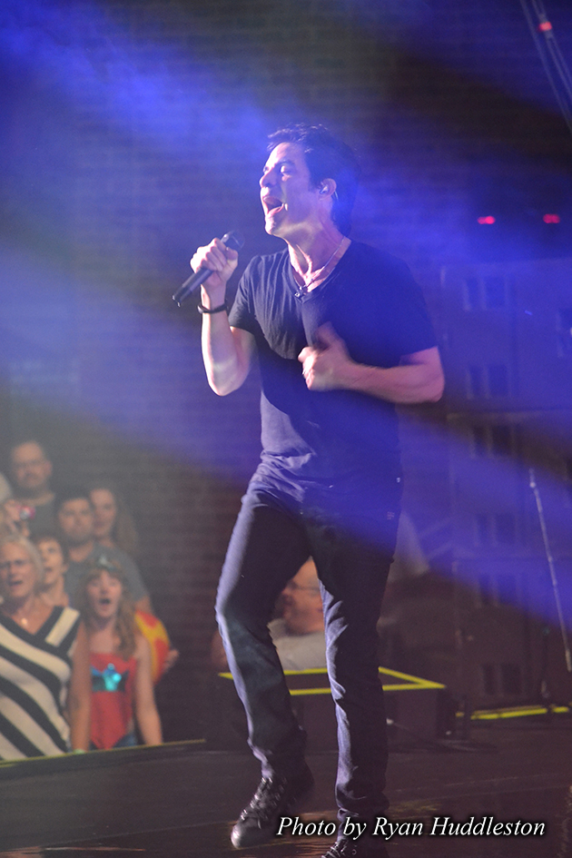 Pat Monahan Train Tour 2013